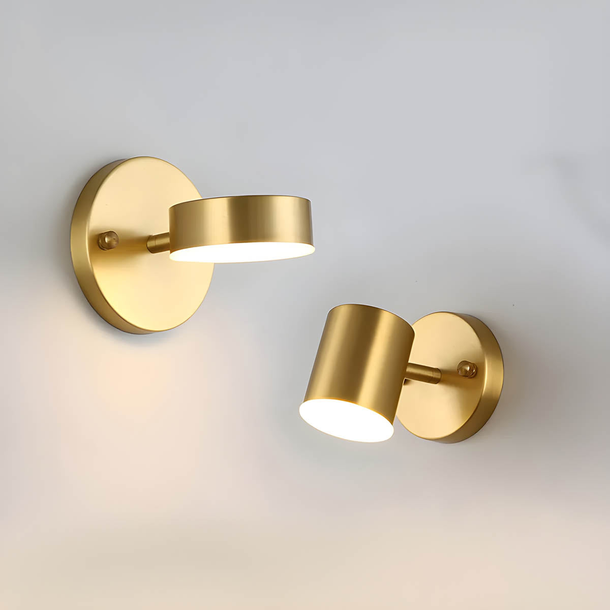 Lámpara de Pared LED Nórdica de Cobre con Diseño Elegante y Eficiencia Energética para Interiores Modernos 1