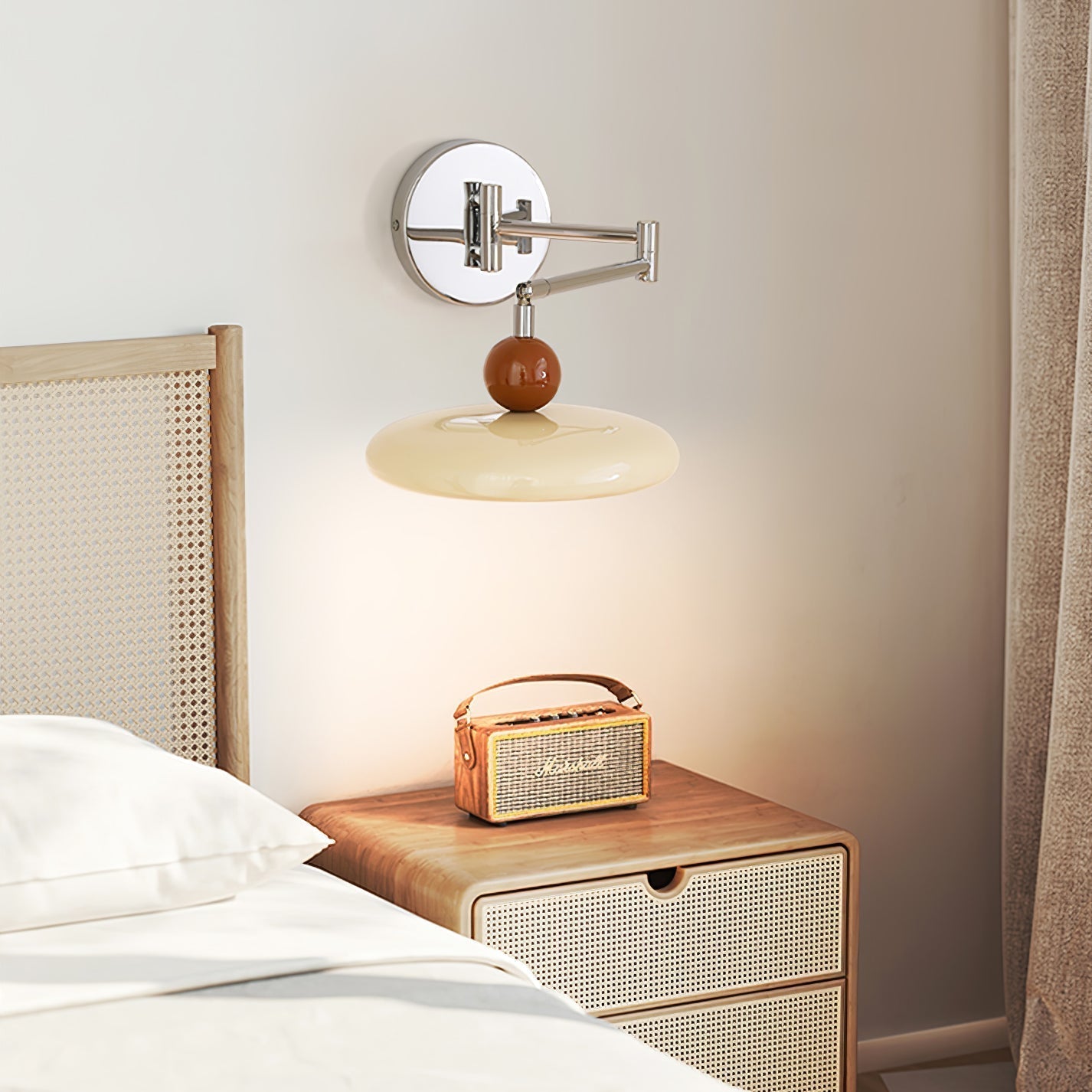 Lámpara de Pared LED con Brazo Ajustable de Metal y Acrílico, Diseño Moderno para Salones y Dormitorios 2