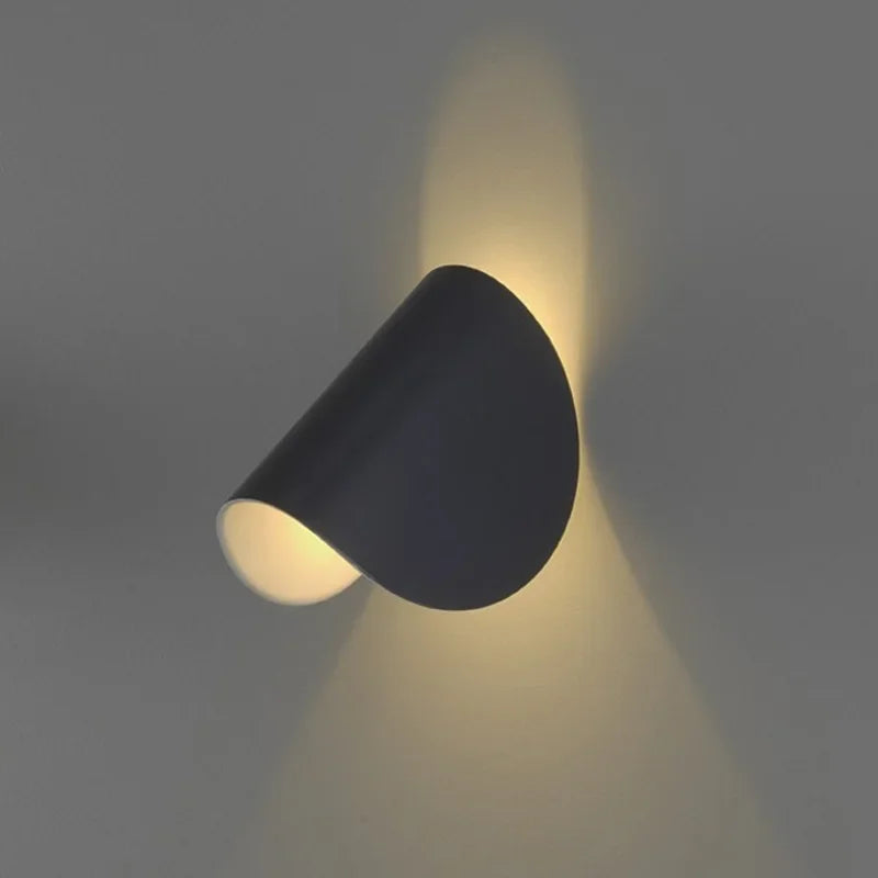 Lámpara de Pared Minimalista LumiTwist Macaron con Luz LED Ajustable y Diseño Industrial 6