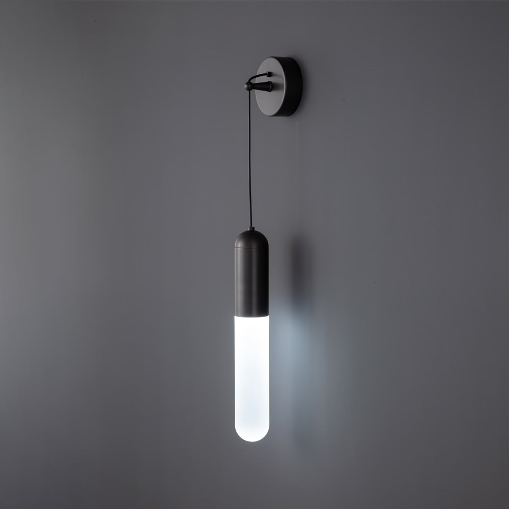 Lámpara de Pared Moderna Flume de Acrílico y Latón – Iluminación Interior Elegante 8