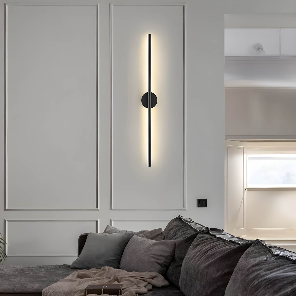Lámpara de Pared Moderna Lance en Aluminio y Silicona, Aplique Pared Elegante para Iluminación Interior, Tamaños Disponibles 23.6 a 47 0