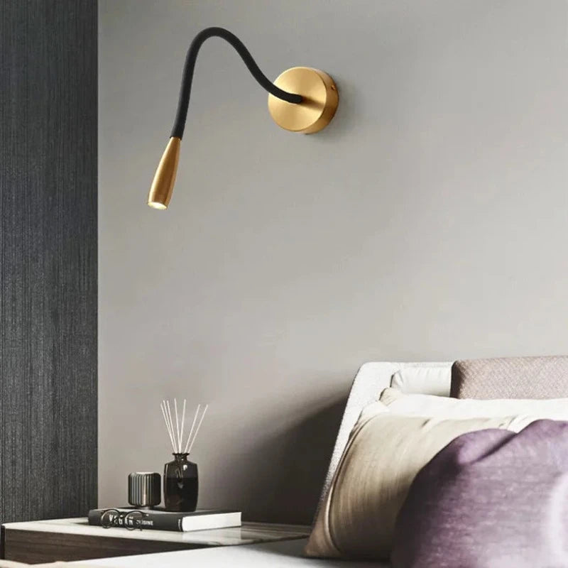 Lámpara de Pared Moderna con Brazo Ajustable – Iluminación Versátil para Hogar 1