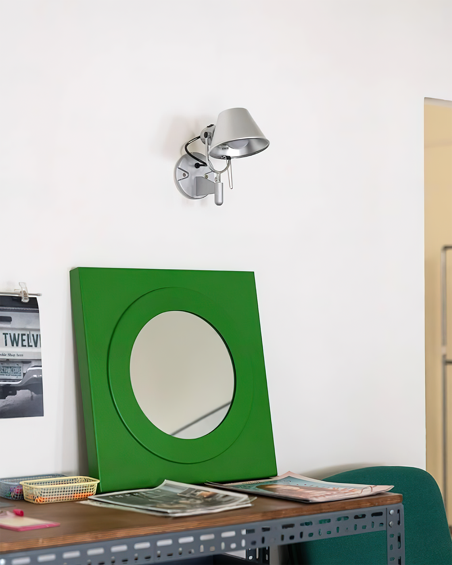 Lámpara de Pared Moderna con Brazo Ajustable y Acabado Metálico – Ideal para Iluminación de Lectura 6