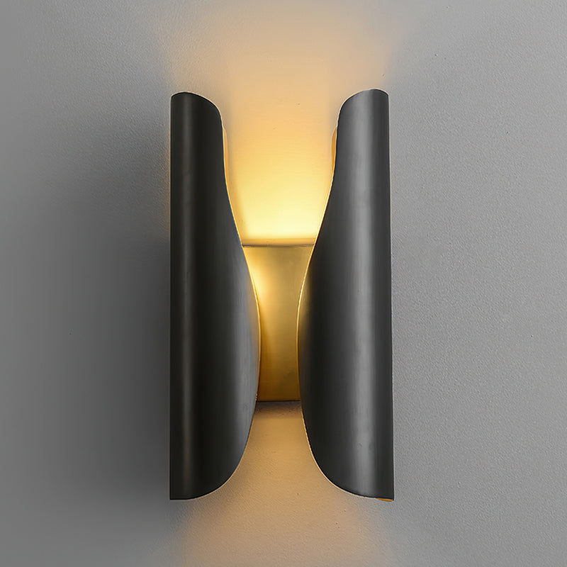 Lámpara de Pared Moderna de Latón Cepillado y Negro para Interiores – Guardian Wall Light 9