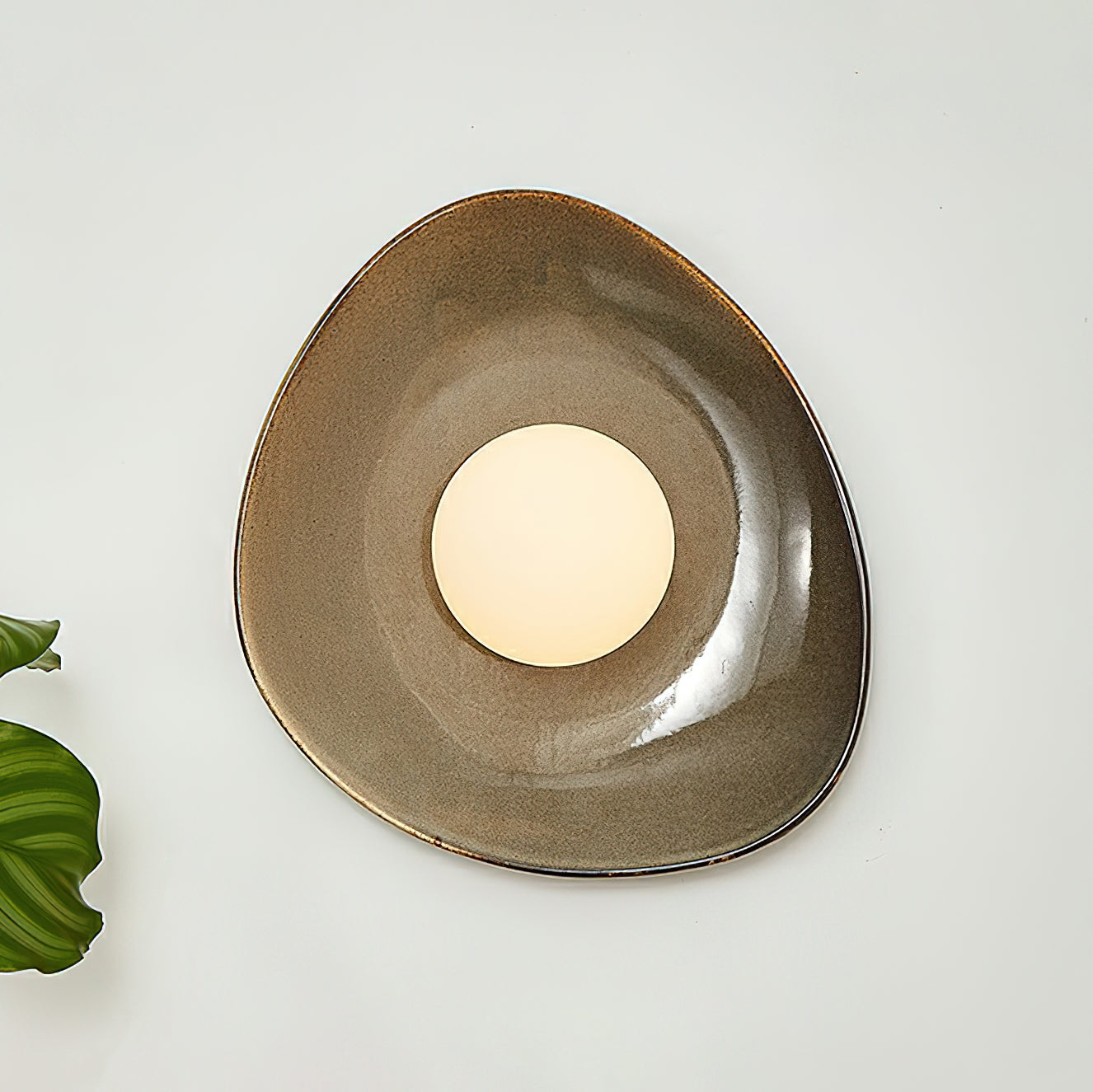 Lámpara de Pared Pebble Tray con Diseño Orgánico y Luz Ambiental – Cerámica y Vidrio 5