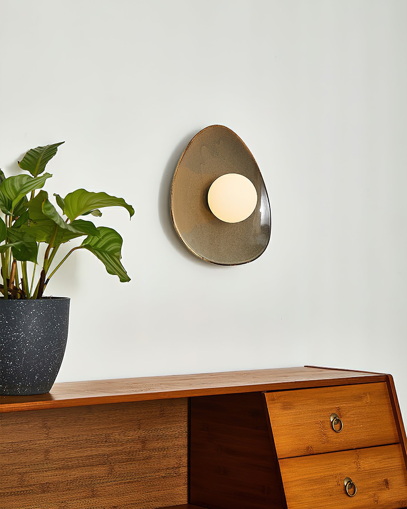 Lámpara de Pared Pebble Tray con Diseño Orgánico y Luz Ambiental – Cerámica y Vidrio 8