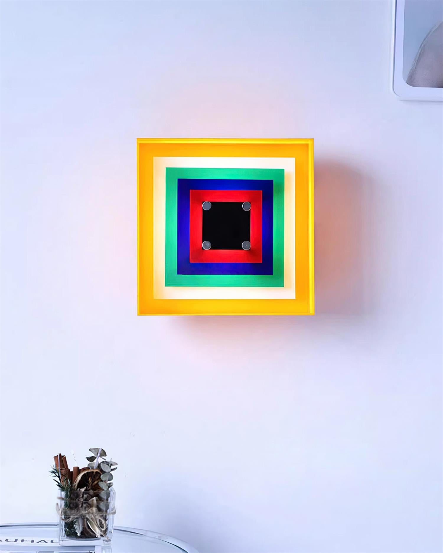 Lámpara de Pared Plug In con Diseño Geométrico en Acrílico – Varios Colores Disponibles 4