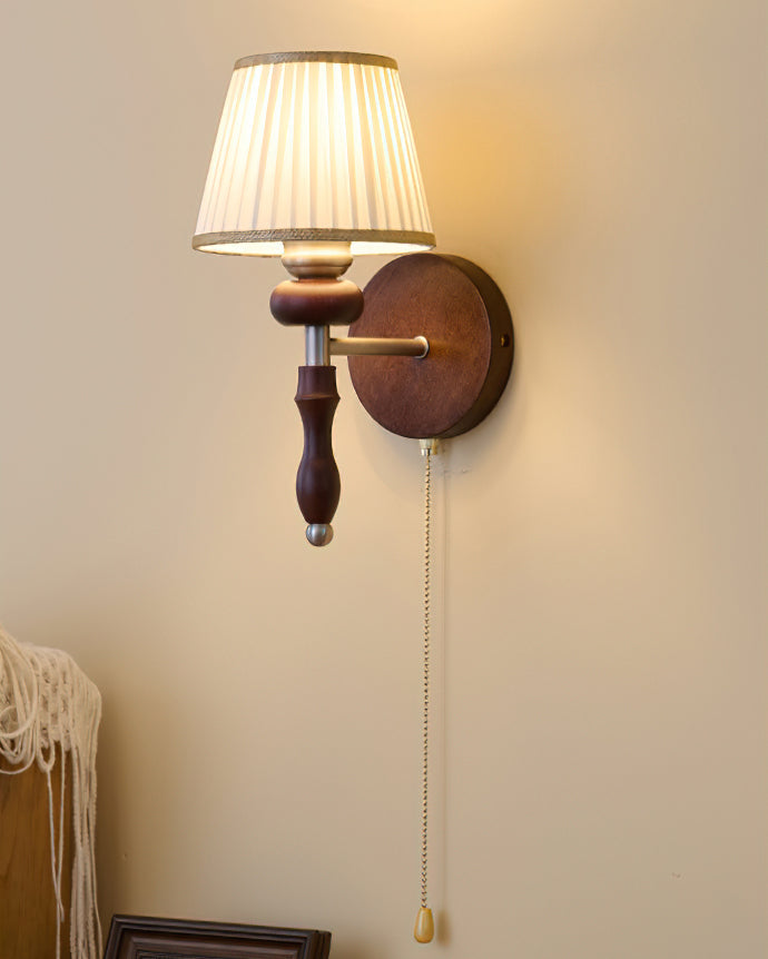 Lámpara de Pared Vintage Celine de Madera Natural con Pantalla de Tela 8