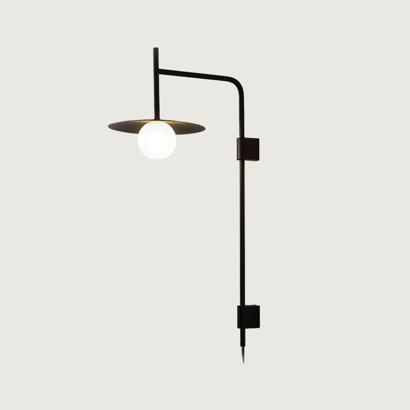 Lámpara de Pared con Brazo Oscilante de Diseño Moderno y Clásico – Metal y Vidrio, 25cm de Diámetro 1