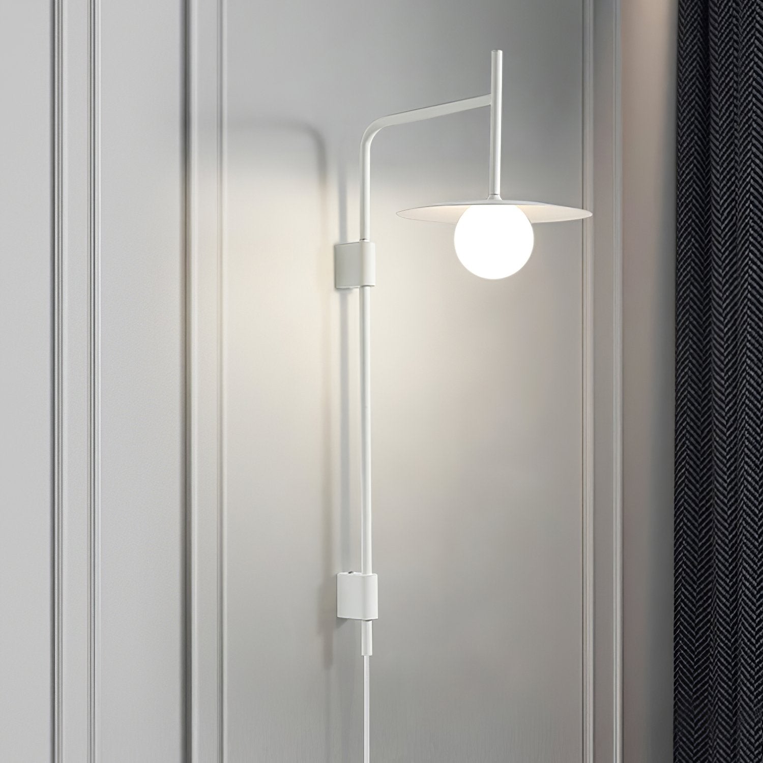 Lámpara de Pared con Brazo Oscilante de Diseño Moderno y Clásico – Metal y Vidrio, 25cm de Diámetro 6
