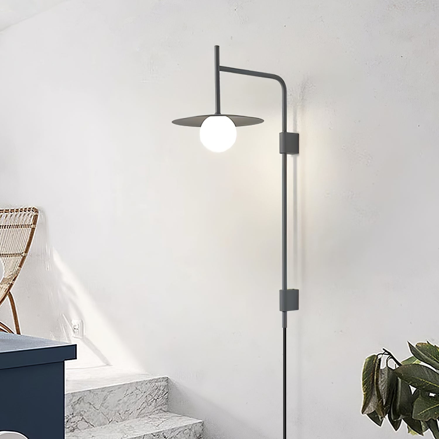 Lámpara de Pared con Brazo Oscilante de Diseño Moderno y Clásico – Metal y Vidrio, 25cm de Diámetro 8