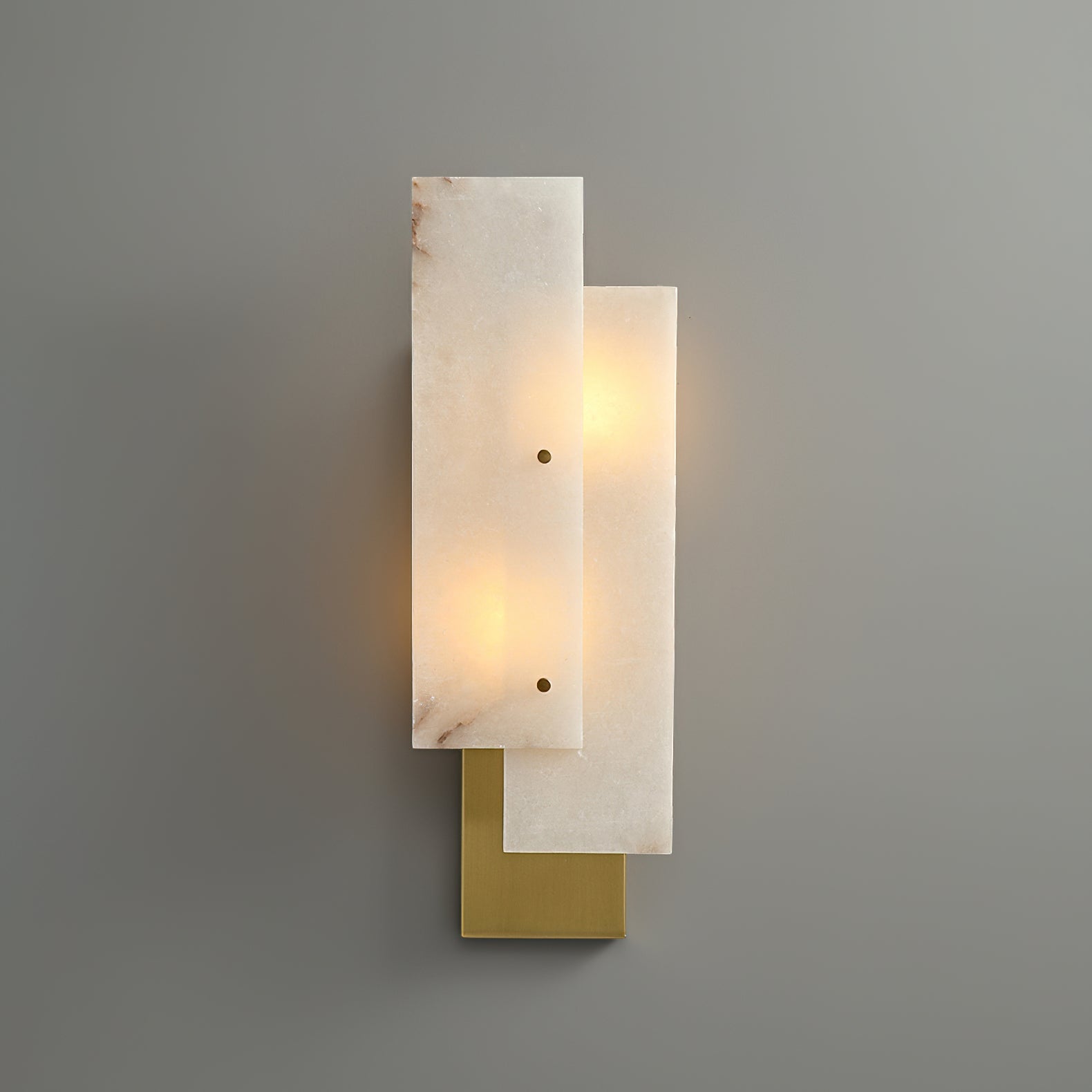 Lámpara de Pared de Alabastro Natural con Diseño Minimalista y Acabado en Oro y Negro 4