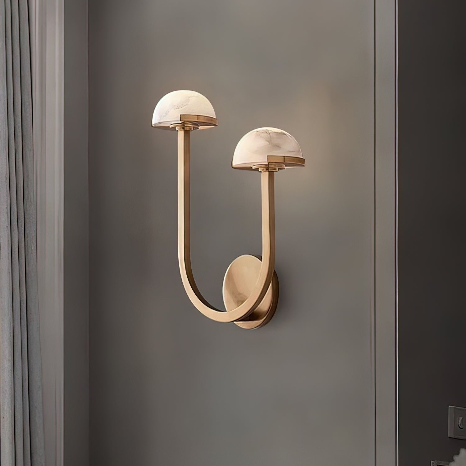 Lámpara de Pared de Alabastro en Forma de Hongo – Diseño Elegante y Natural 1