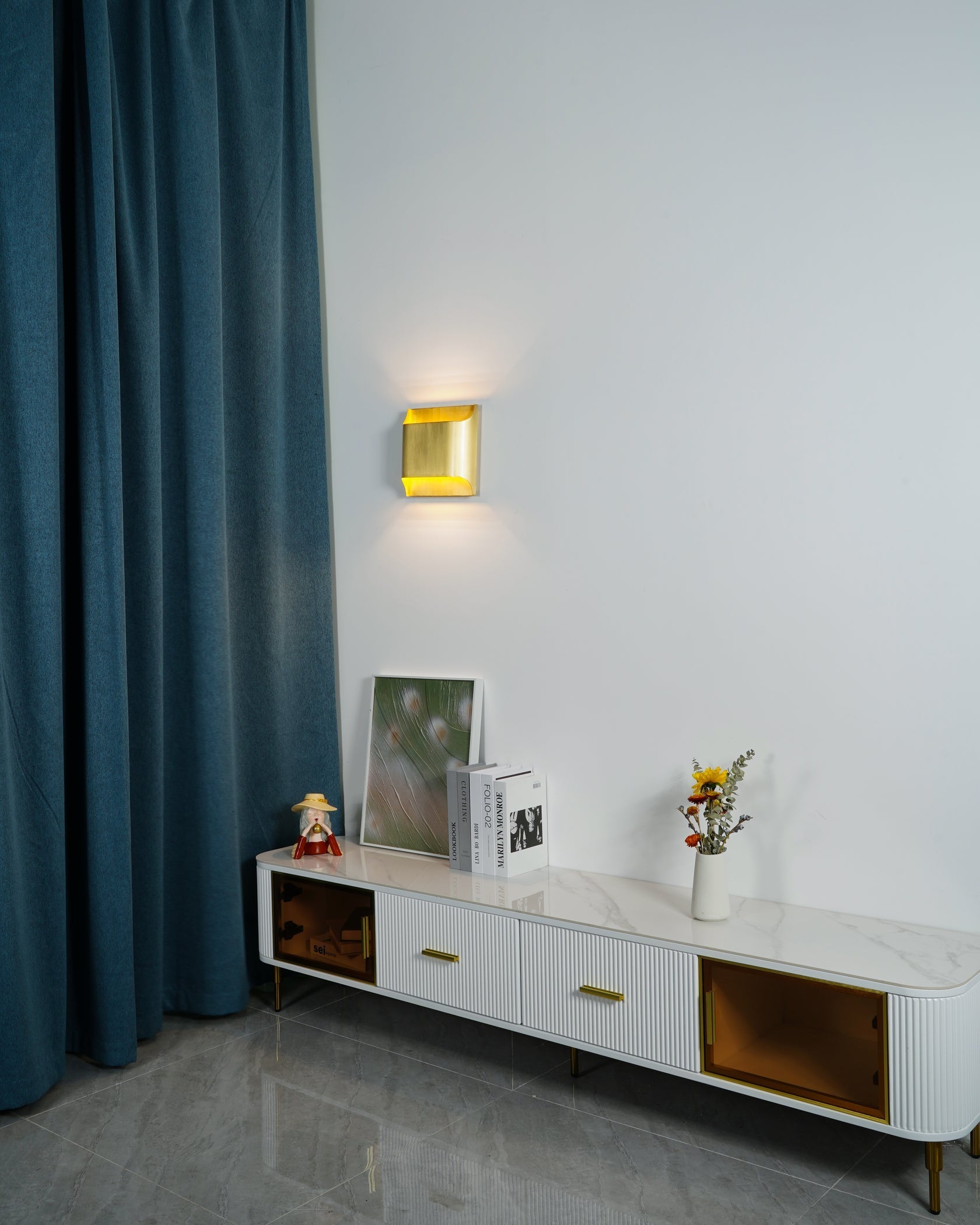 Lámpara de Pared de Latón Estilo Gótico - Tamaño Estándar y Acabado Brillante 6