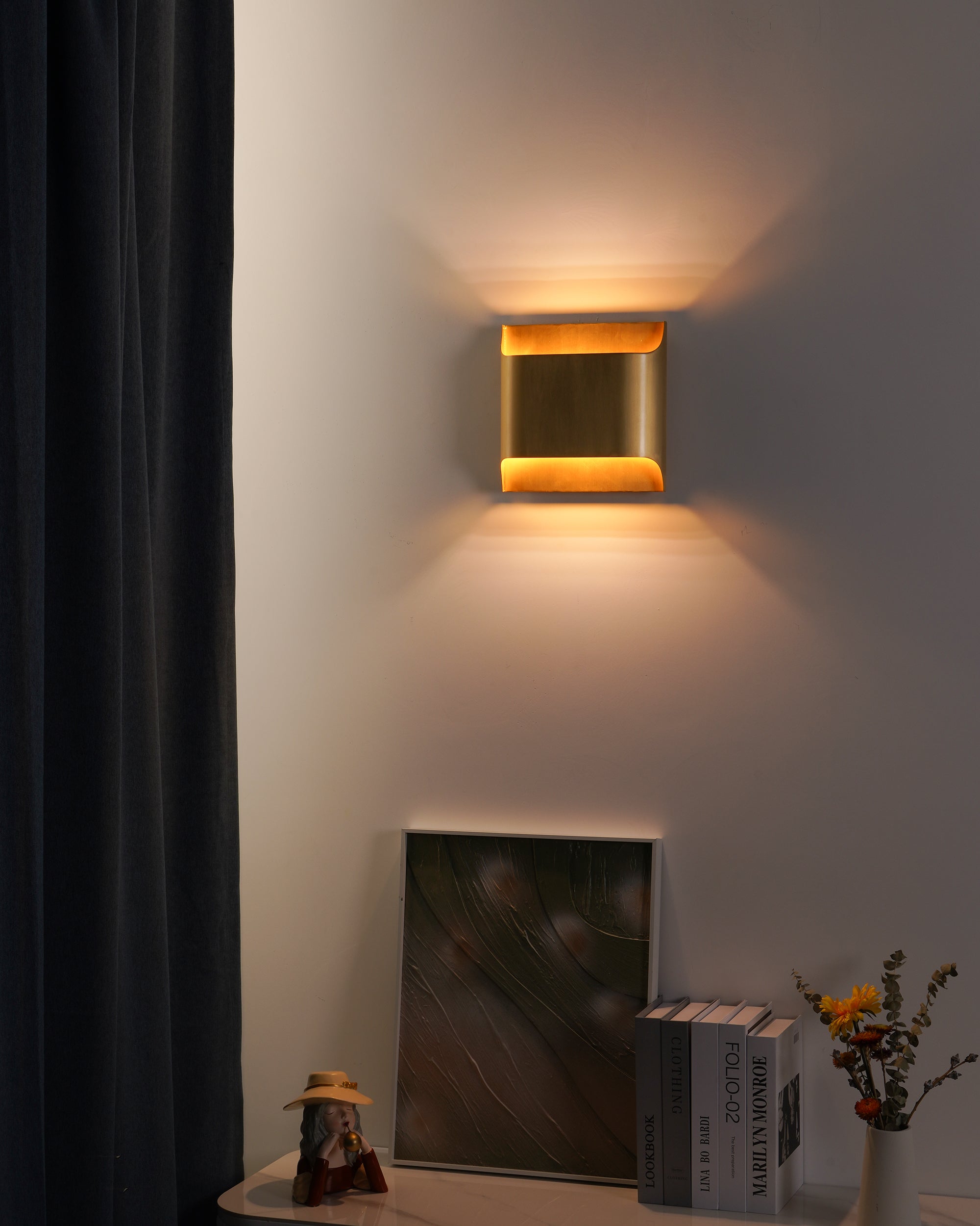 Lámpara de Pared de Latón Estilo Gótico - Tamaño Estándar y Acabado Brillante 7
