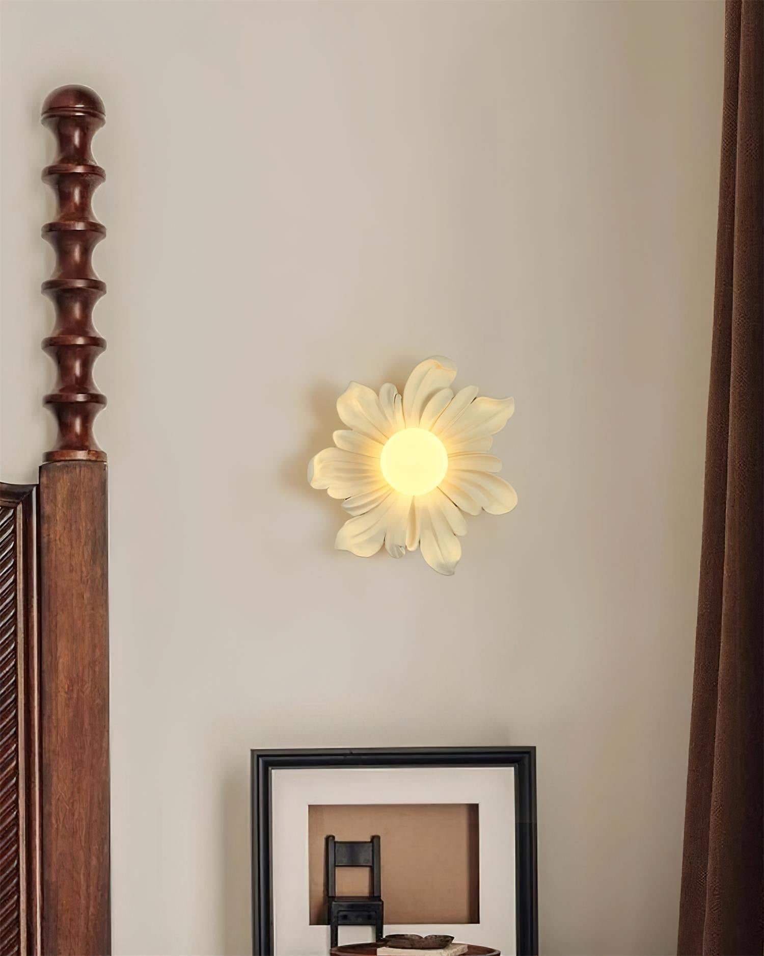 Lámpara de Pared en Forma de Flor de Resina, Diseño Elegante y Funcional, Ideal para Interiores y Exteriores 4