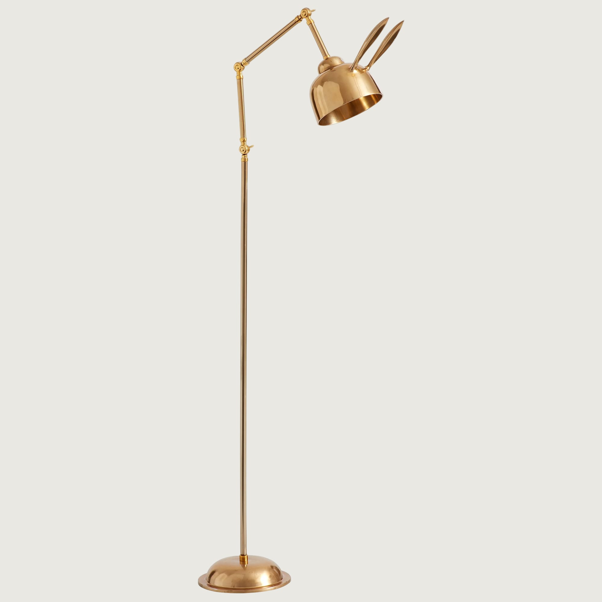 Lámpara de Pie Dorada Bunny Taak con Diseño Elegante y Divertido – 70cm de Diámetro para Salón y Espacios Modernos 5
