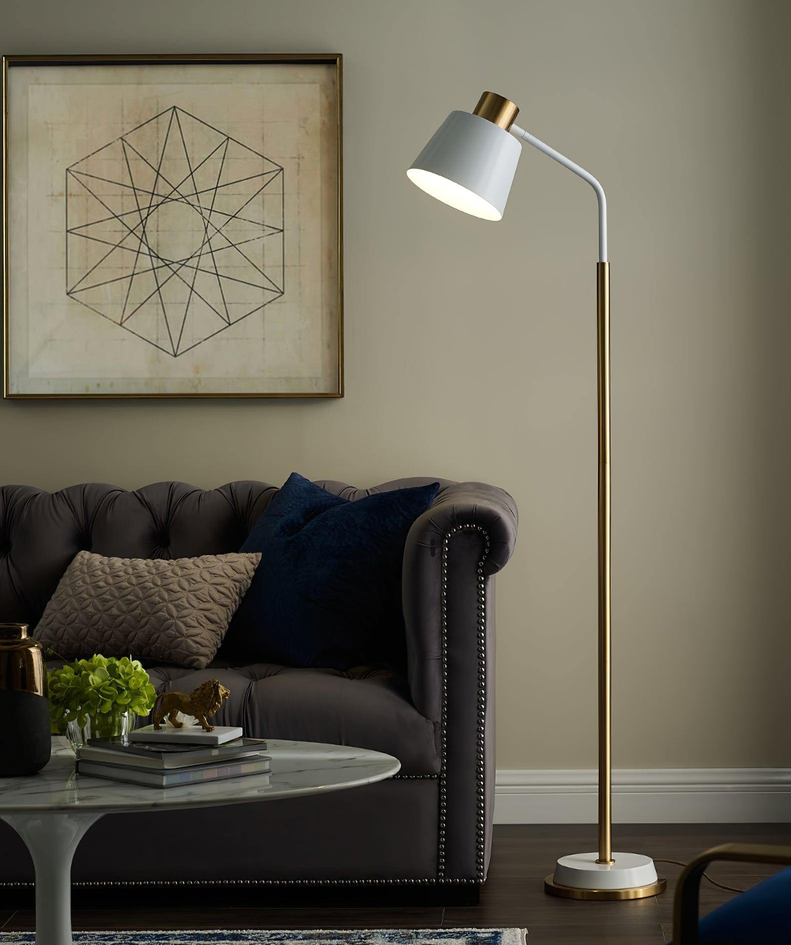 Lámpara de Pie Emmental con Pantalla Ajustable y Base Estable – Diseño Moderno para Interiores 6