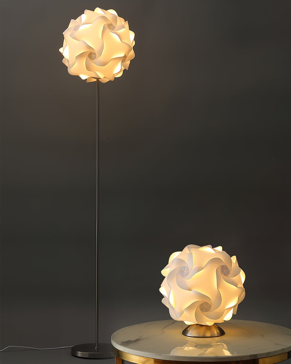 Lámpara de Pie Floral Elegante con Luz LED y Diseño Moderno – Ideal para Decoración Interior 4