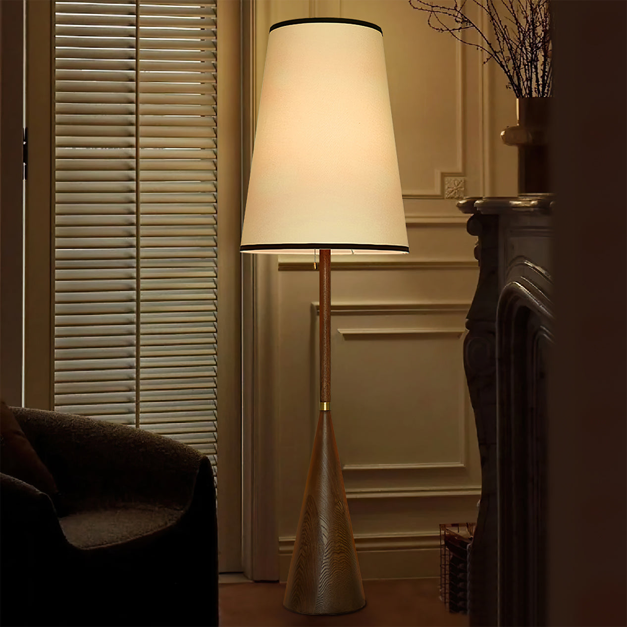 Lámpara de Pie Mezzo con Base de Madera y Pantalla de Tela – Iluminación Interior Elegante 6