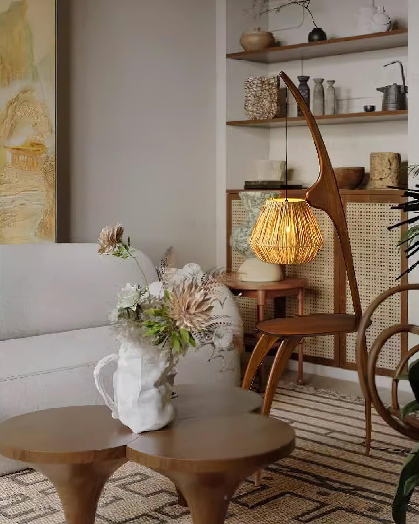 Lámpara de Pie Minimalista de Madera y Ratán – Diseño Wabi-Sabi, Ideal para Interiores 4
