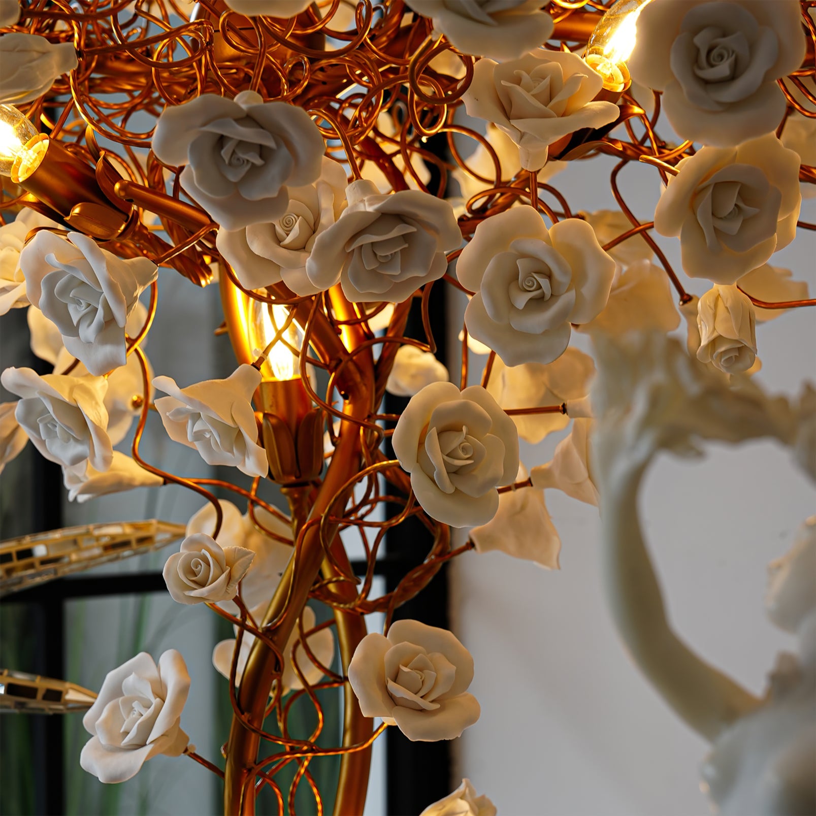 Lámpara de Pie Moderna de Cerámica con Diseño Floral para Salón - Base de Mármol, Compatible con LED y Bombillas Edison 6