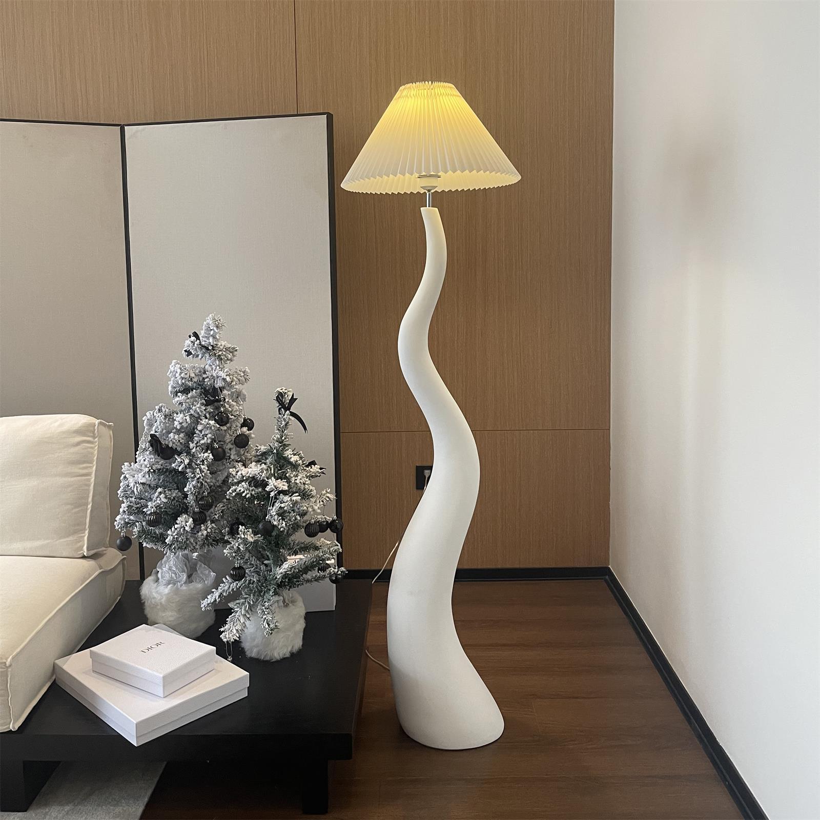 Lámpara de Pie Moderna en Resina y Tela, Diseño Orgánico de 165 cm para Salón y Espacios Amplios 2