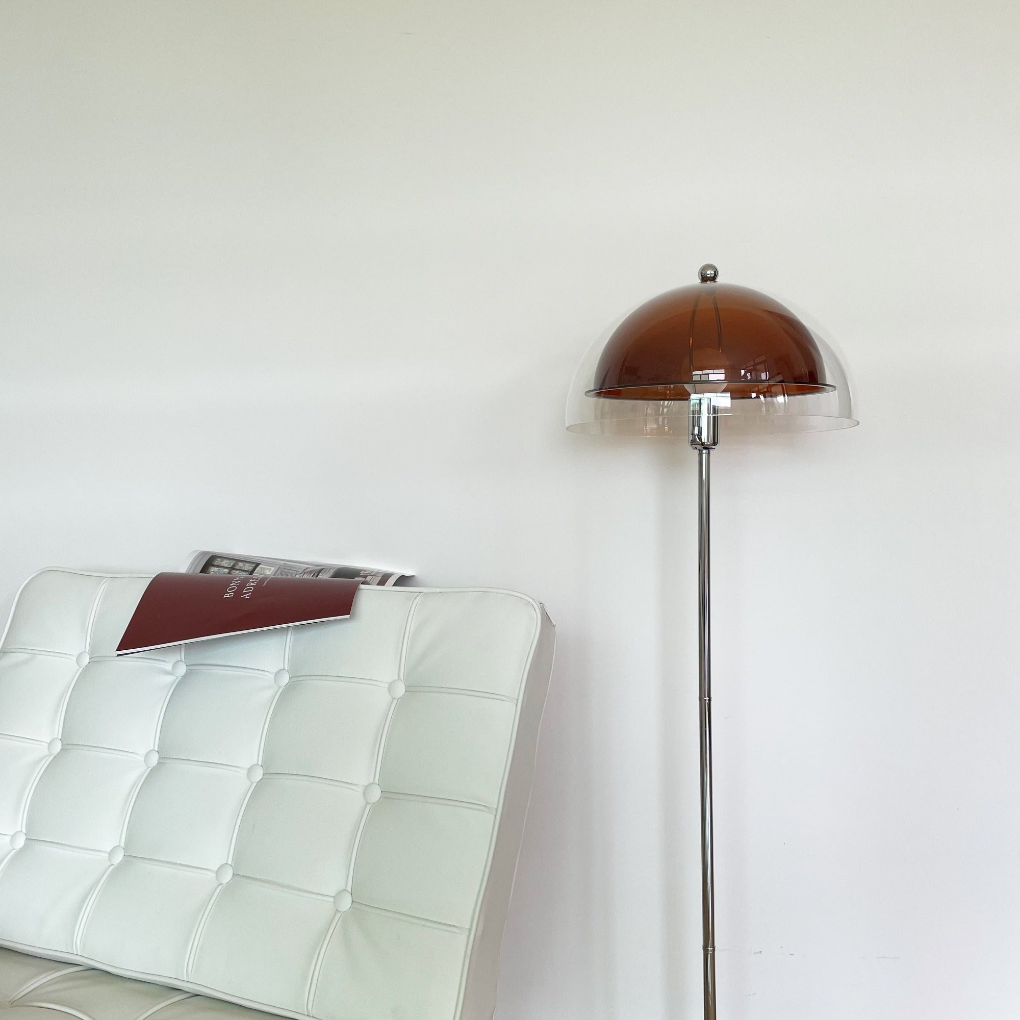 Lámpara de Pie Neoclásica Edinburgh con Diseño Moderno y Tradicional – Acabado en Plata 4