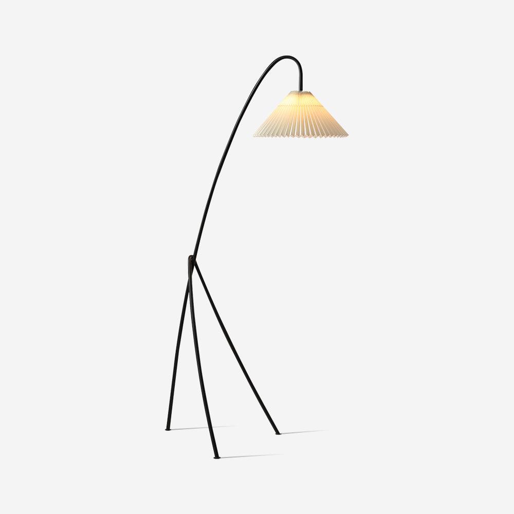 Lámpara de Pie Plisada Tove con Base Tripode – Diseño Elegante y Luz Cálida 1