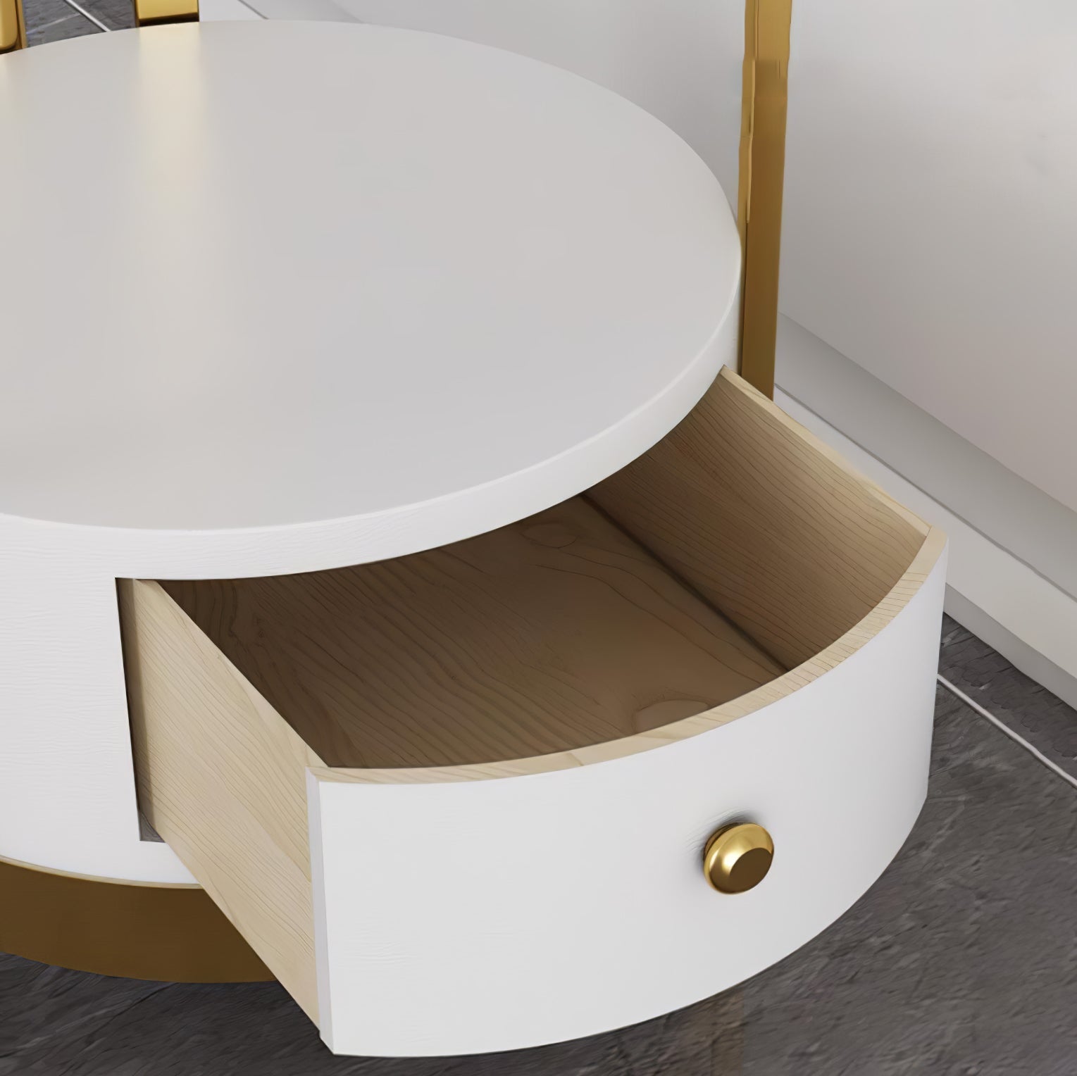 Lámpara de Pie con Mesa de Almacenamiento y Pantalla Beige – Base de Metal Dorado 11
