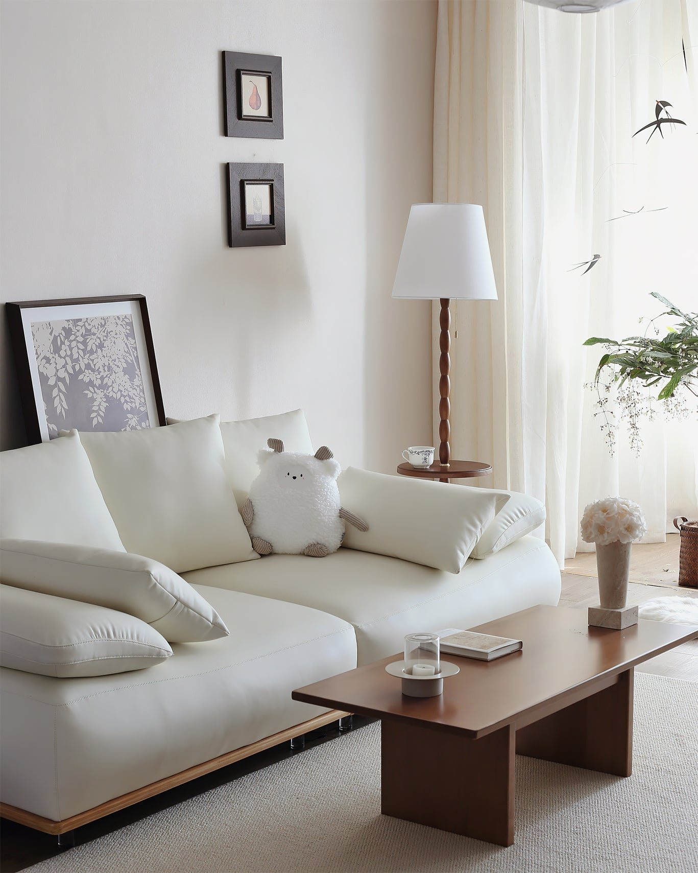 Lámpara de Pie de Madera con Mesa Auxiliar, Diseño Clásico y Pantalla de Tela para Salón, Iluminación Cálida 6