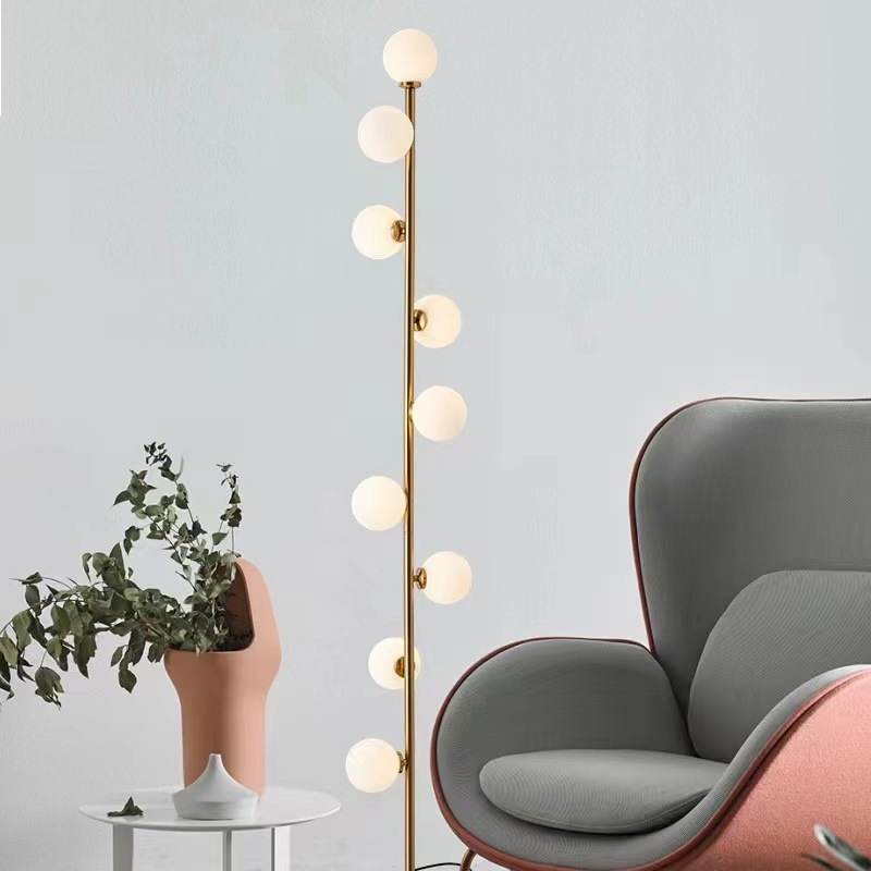 Lámpara de Pie de Vidrio Nórdica con Diseño Minimalista y Elegante – Ideal para Interiores Modernos 5