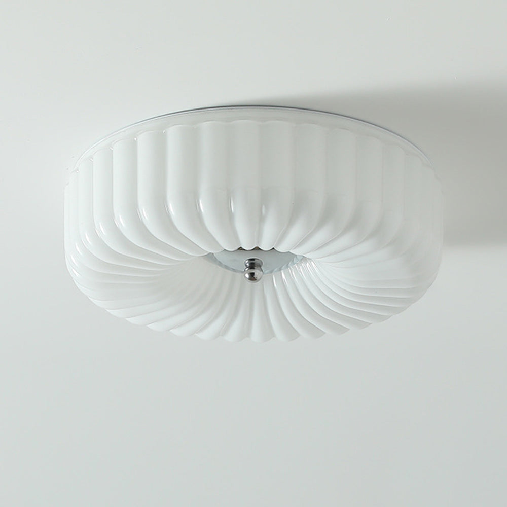 Lámpara de Techo Vintage Bauhaus de Cristal Crema con Diseño Clásico y Moderno 9