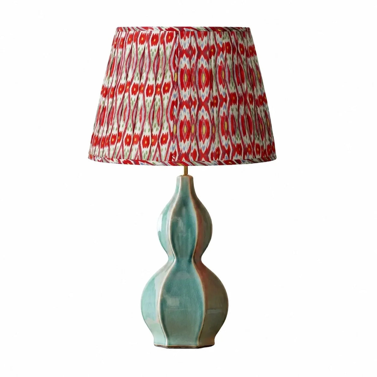 Lámpara de mesa vintage de cerámica Calabela en un salón clásico – imagen 2