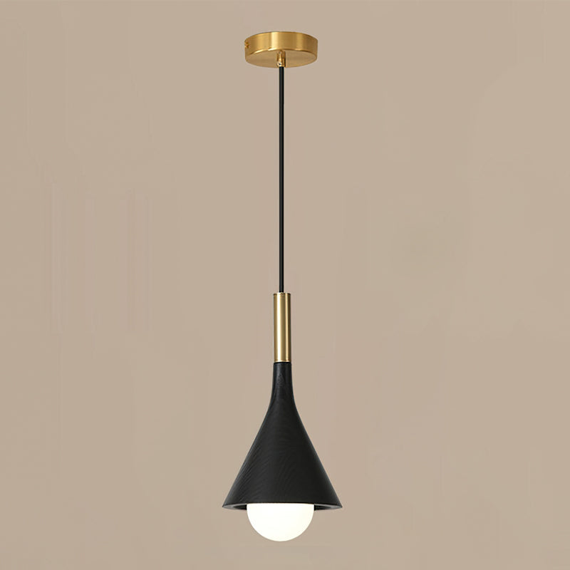 Lámpara colgante de madera Gonela – negra y latón