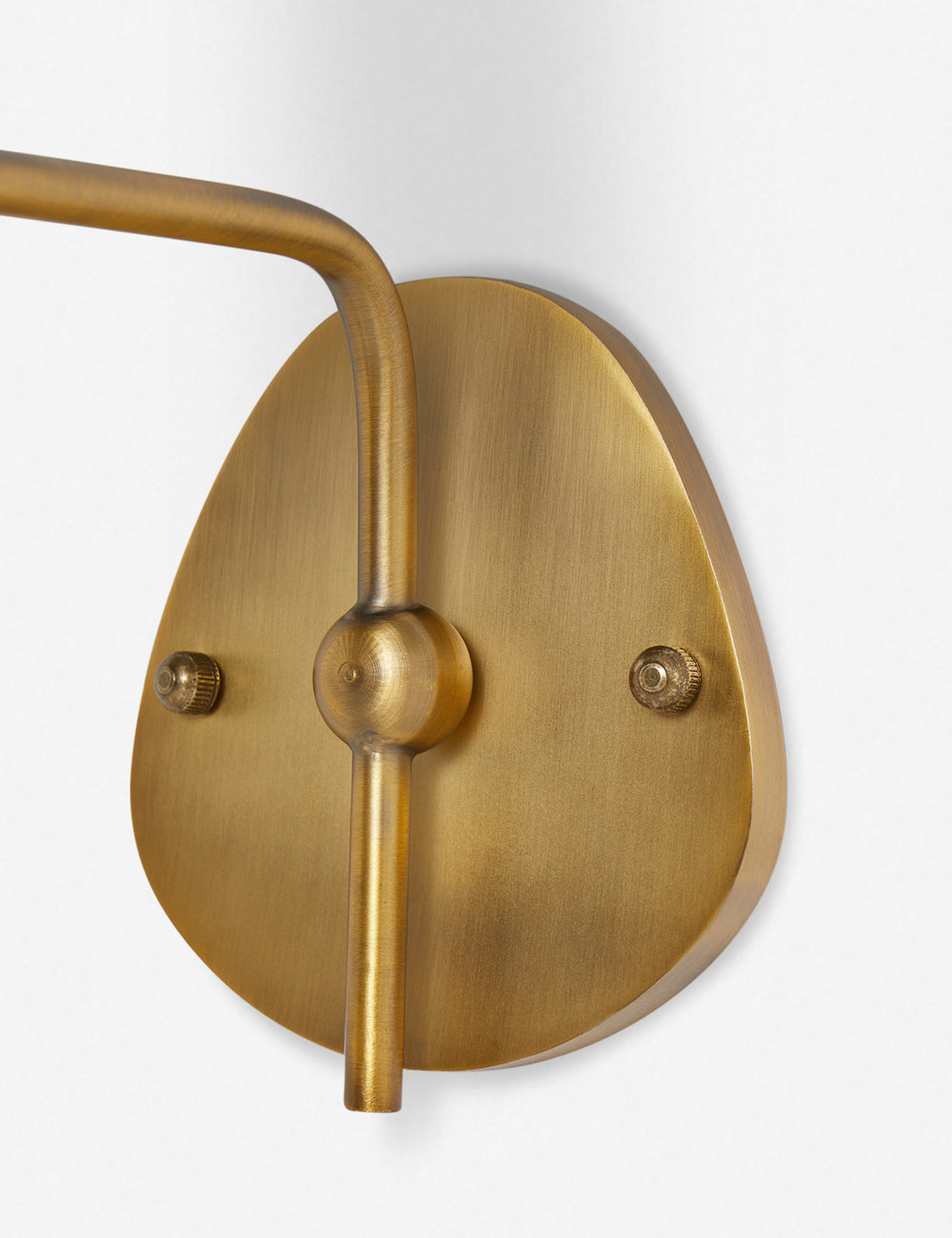 Aplique de pared Mareta en un salón clásico – imagen 36