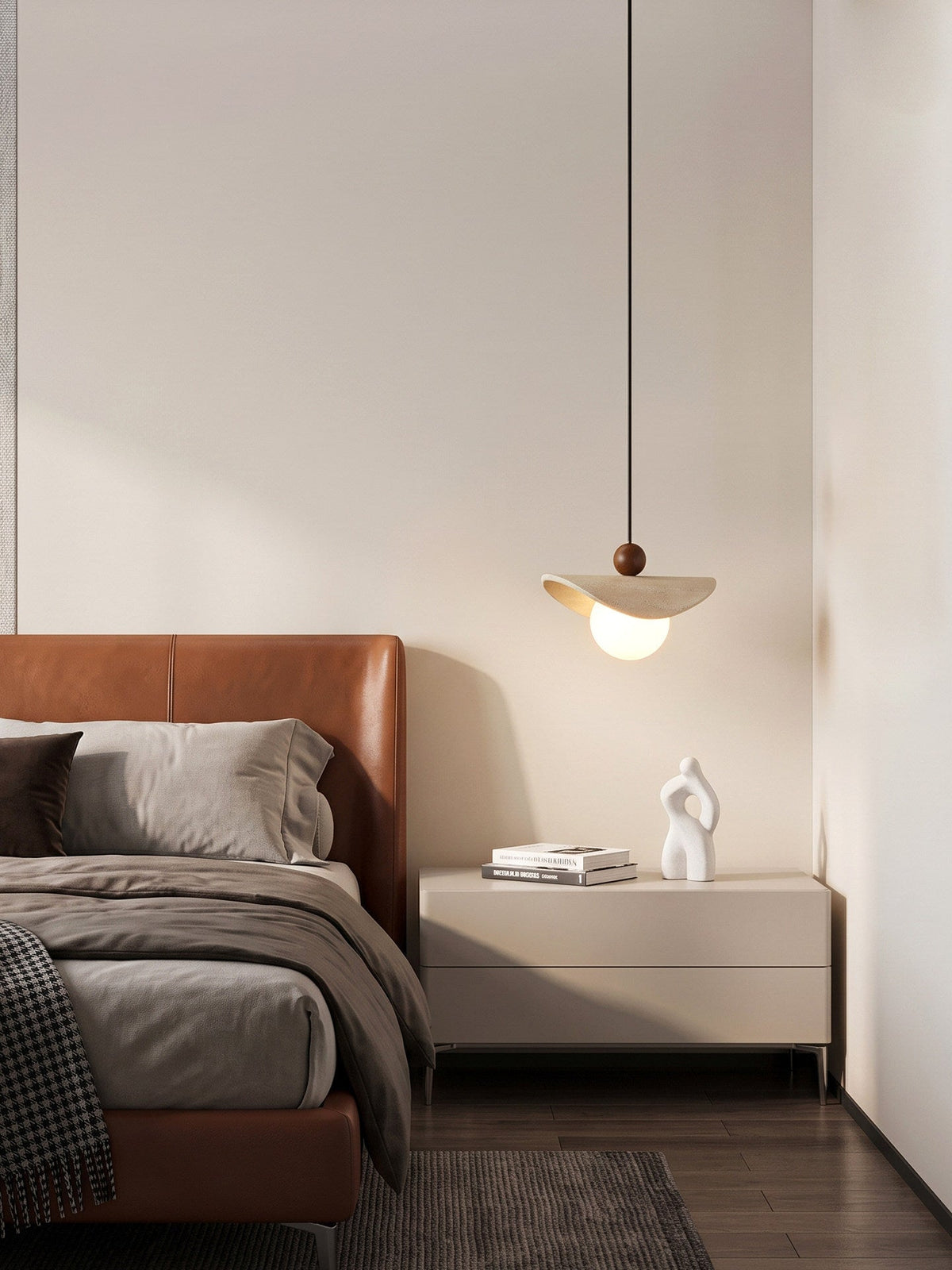 Lámpara colgante de travertino Davela junto a la cama – imagen 15