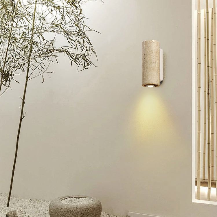 Aplique de pared de travertino Onsara en un interior de estilo japandi – imagen 10