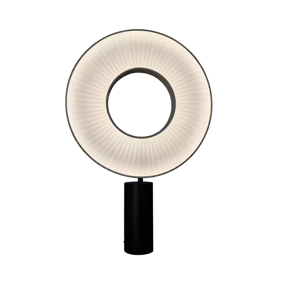 Lámpara de mesa LED Japlisa con anillo de tela plisada – vista principal