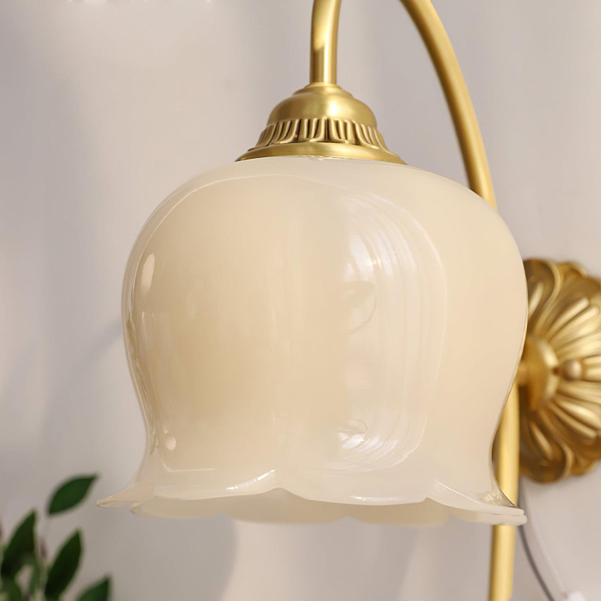 Aplique de pared tulipán de latón Itulia – detalle de la pantalla