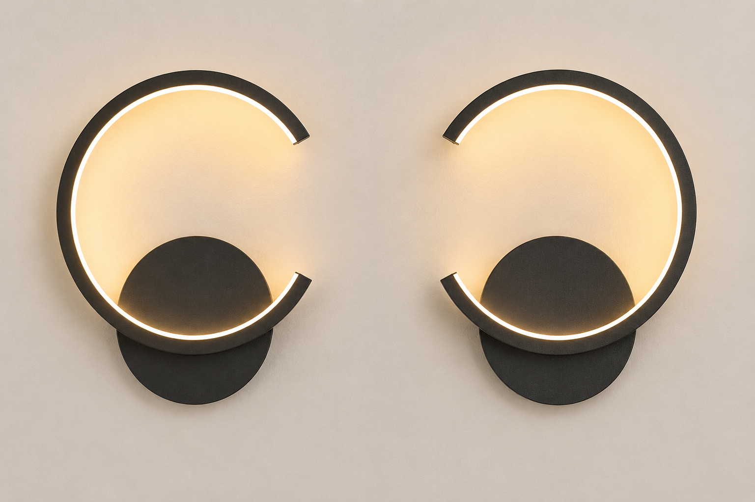 Noralu - Lámpara de Pared Nórdica Moderna con Luz Cálida y Diseño Escandinavo - Aplique Pared de Metal y Vidrio