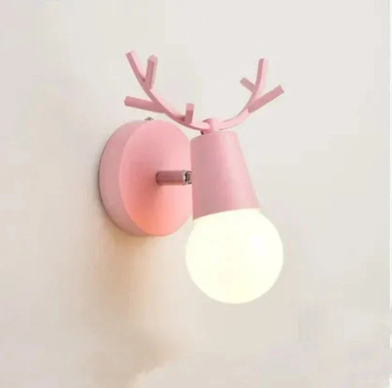 Aplique de pared elegante Luminaria con diseño inspirado en la naturaleza y acabado en tonos pastel