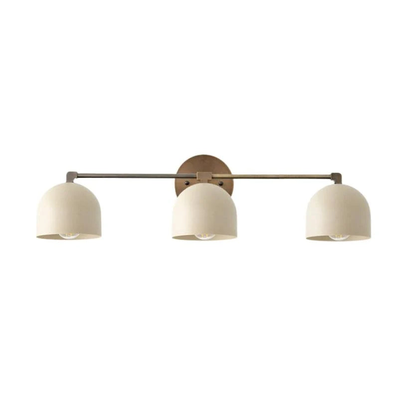 Aplique de pared de cúpulas Domira – 3 luces, beige y latón envejecido