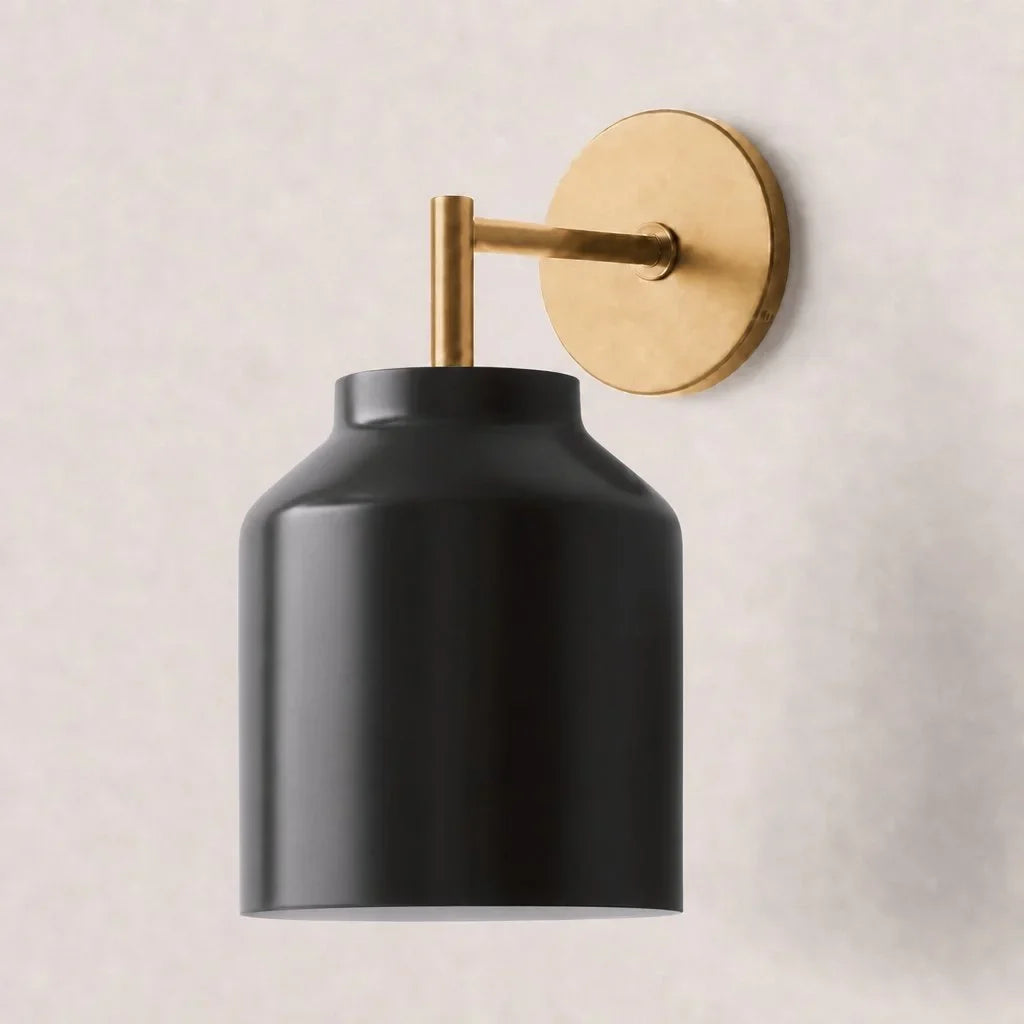 Aplique de pared nórdico Esmira en un dormitorio sereno – imagen 9