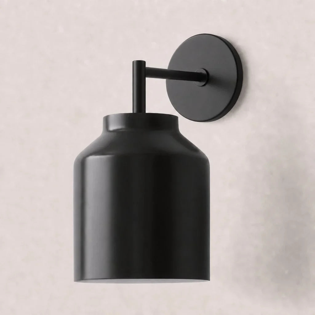 Aplique de pared nórdico Esmira en un dormitorio sereno – imagen 10