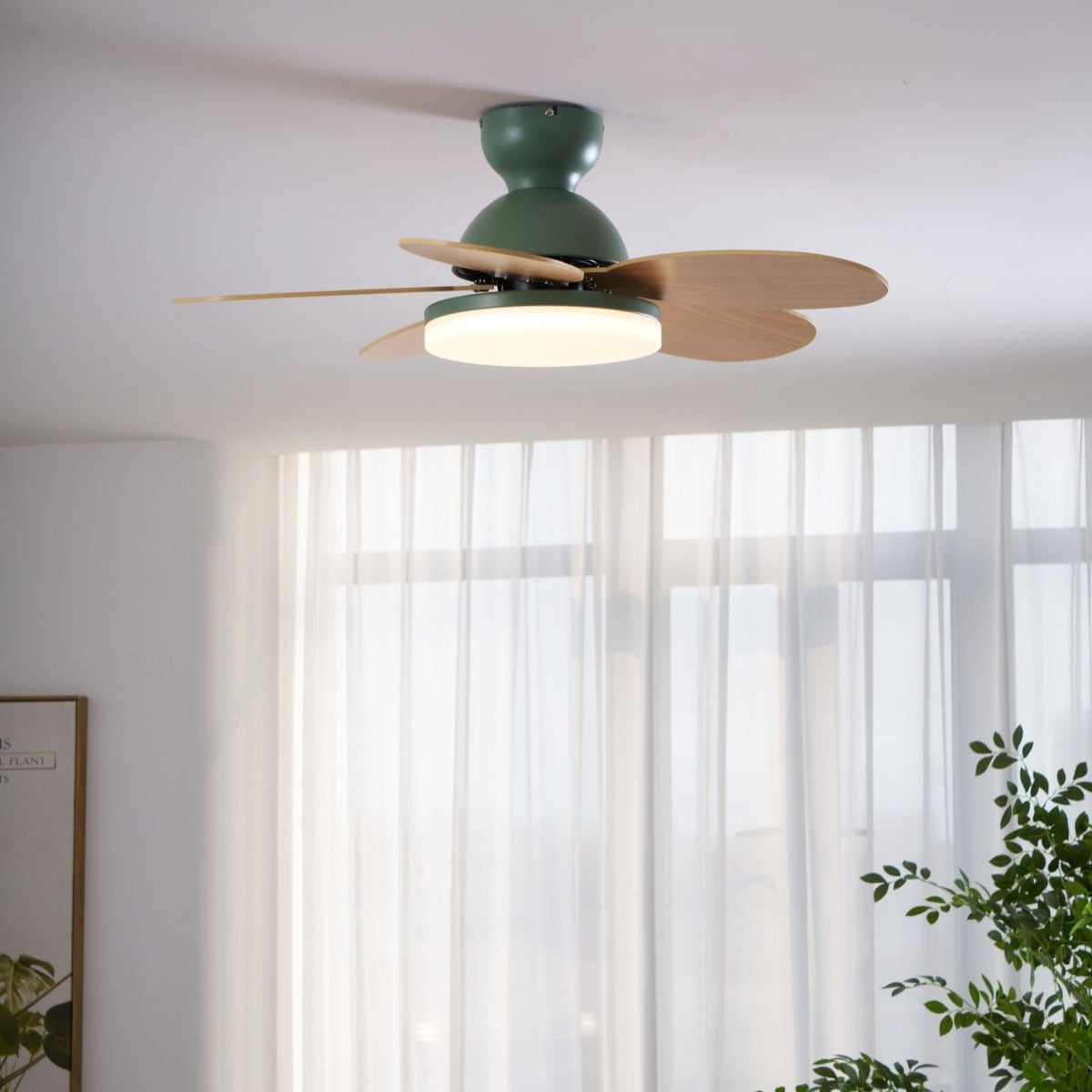 Ventilador de techo con luz Margela en una habitación infantil – imagen 14
