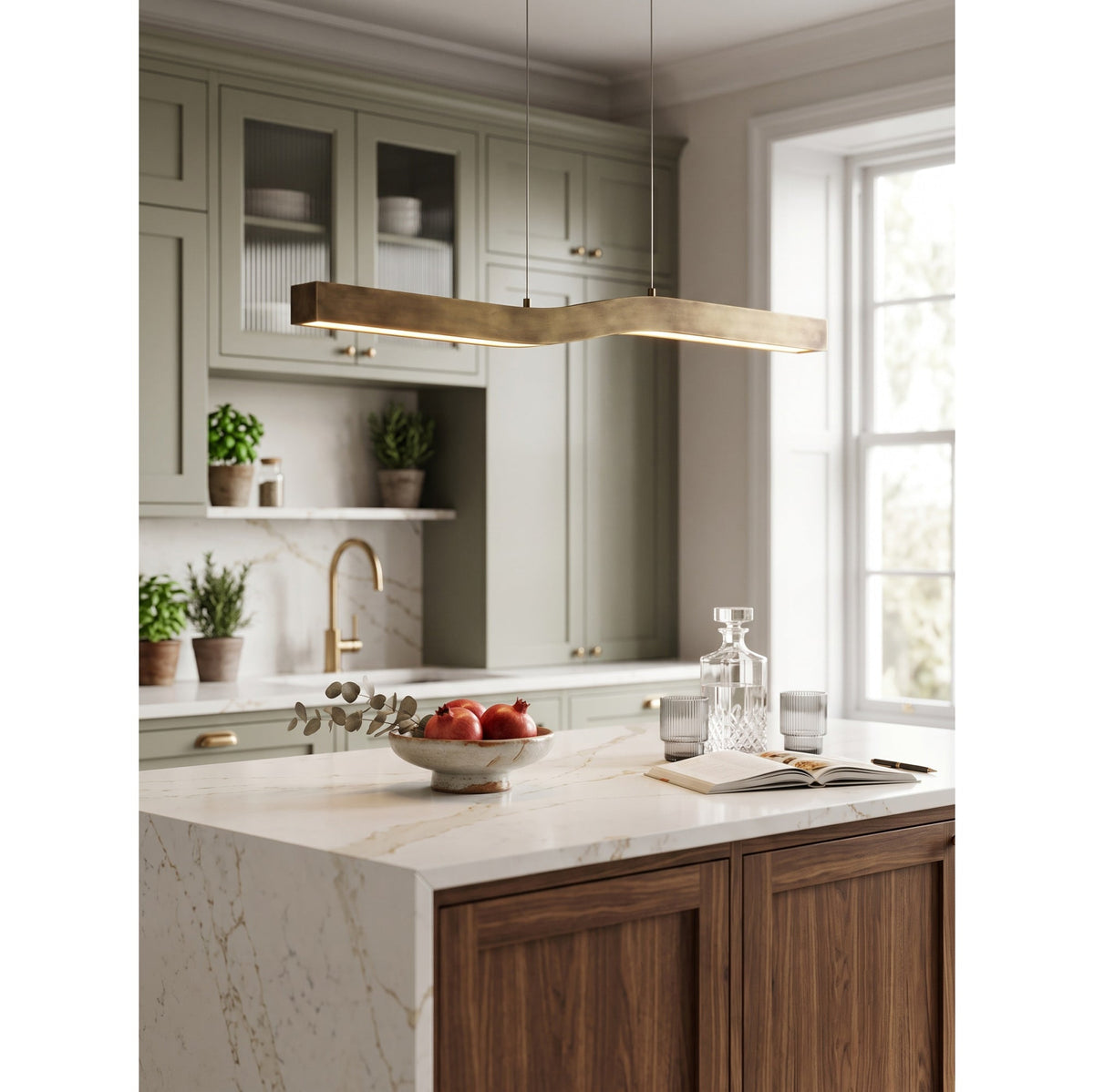 Lámpara colgante lineal LED Brisaro sobre una mesa de comedor – imagen 17