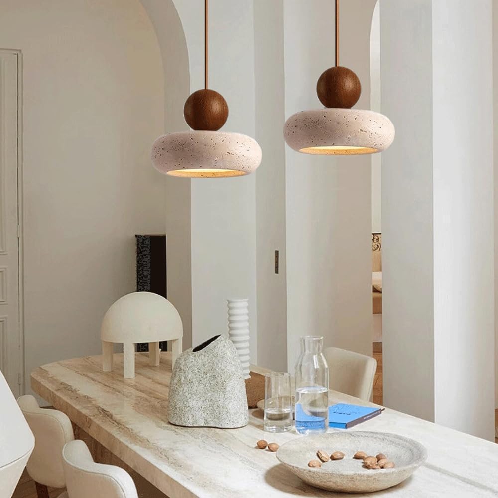 Lámpara colgante de travertino Donela – dos lámparas sobre una mesa de comedor