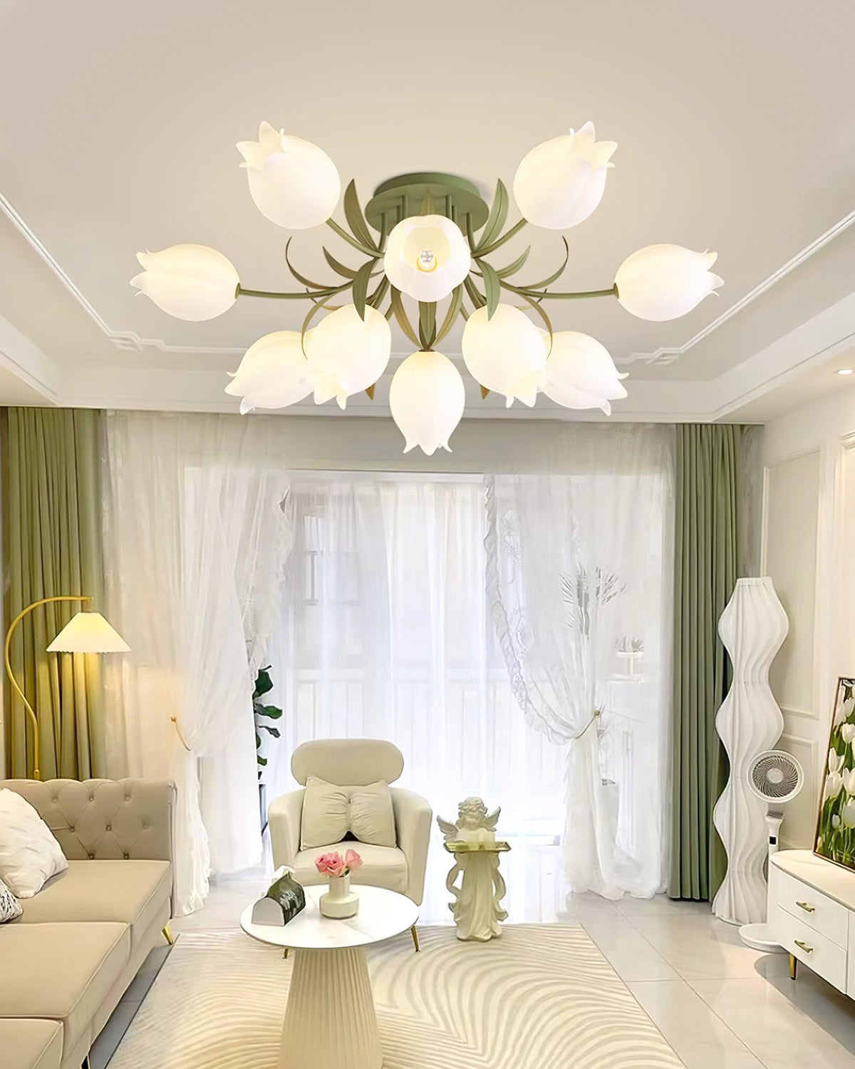 Lámpara de techo de flores Campiña en un salón luminoso – imagen 26
