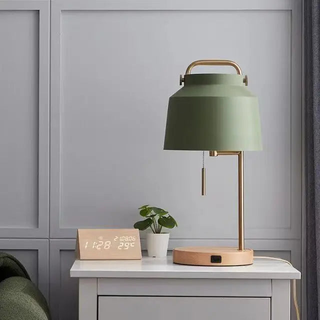 Lámpara de mesita de noche Kimela – verde oliva con luz cálida